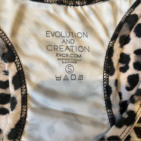 Evolution and Creation Women's Racerback Tank Leopard Print Size Small - Picture 5 of 9